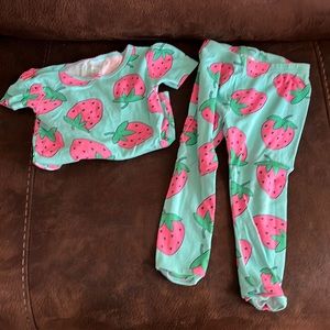 Simple joy brand 2T strawberry pajamas